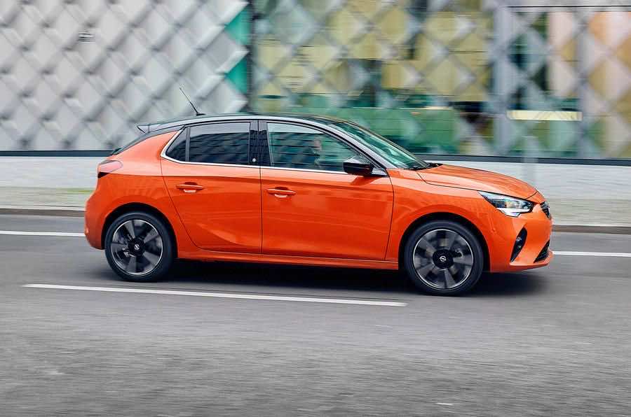 πορτοκαλί Opel Corsa-e