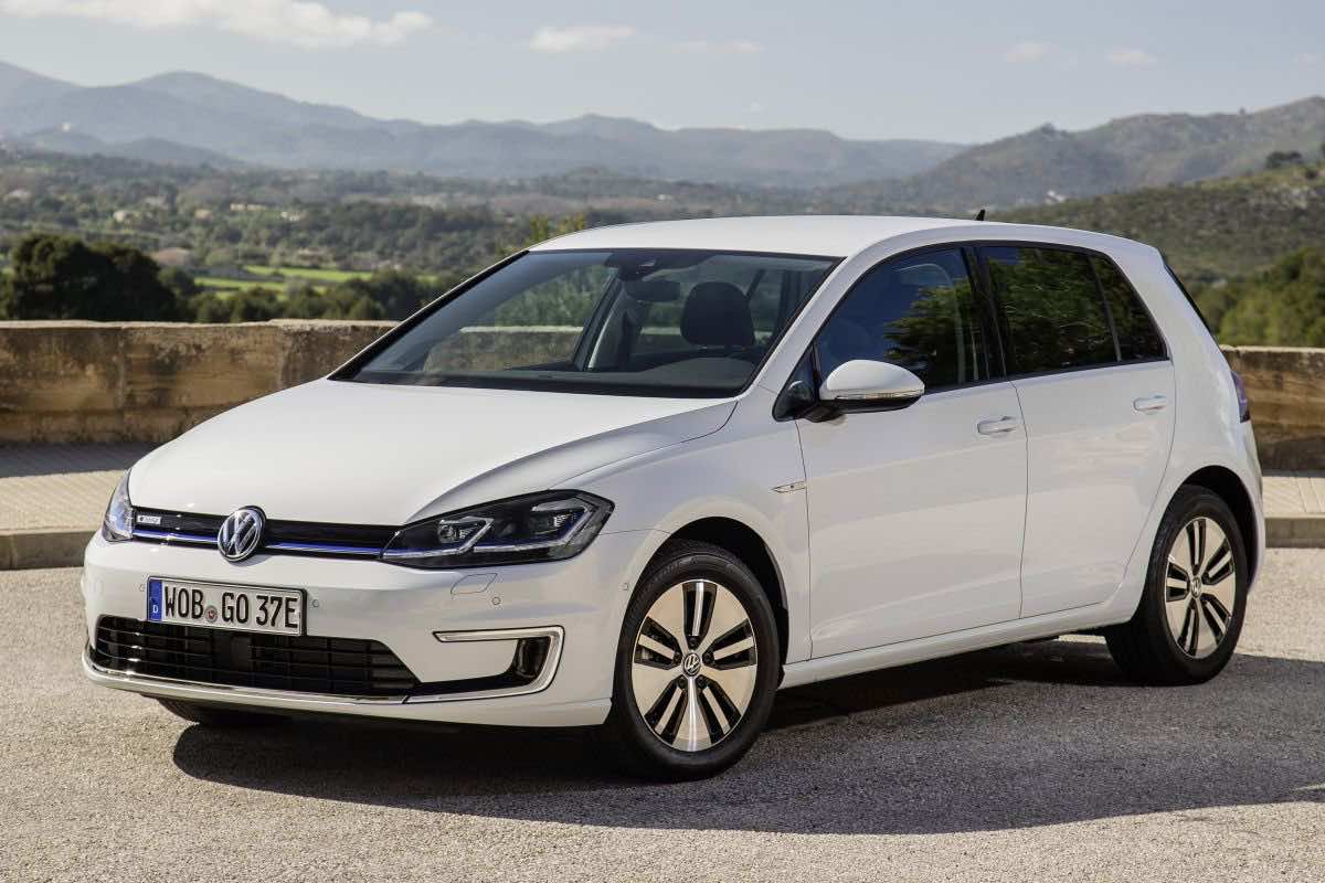 λευκό VW e-golf