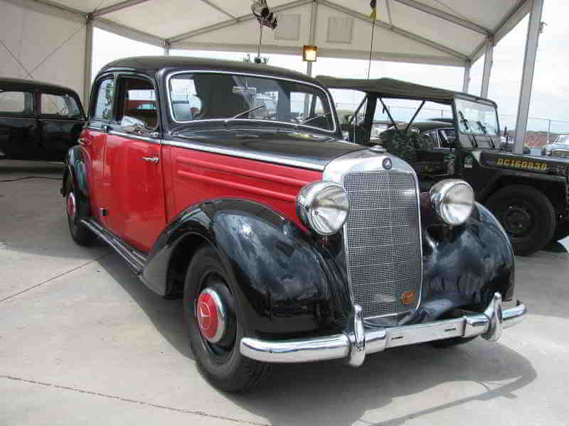 Μία Mercedes-Benz 170 S V του 1954