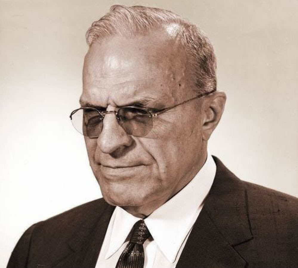 πρόσωπο του Ralph R. Teetor