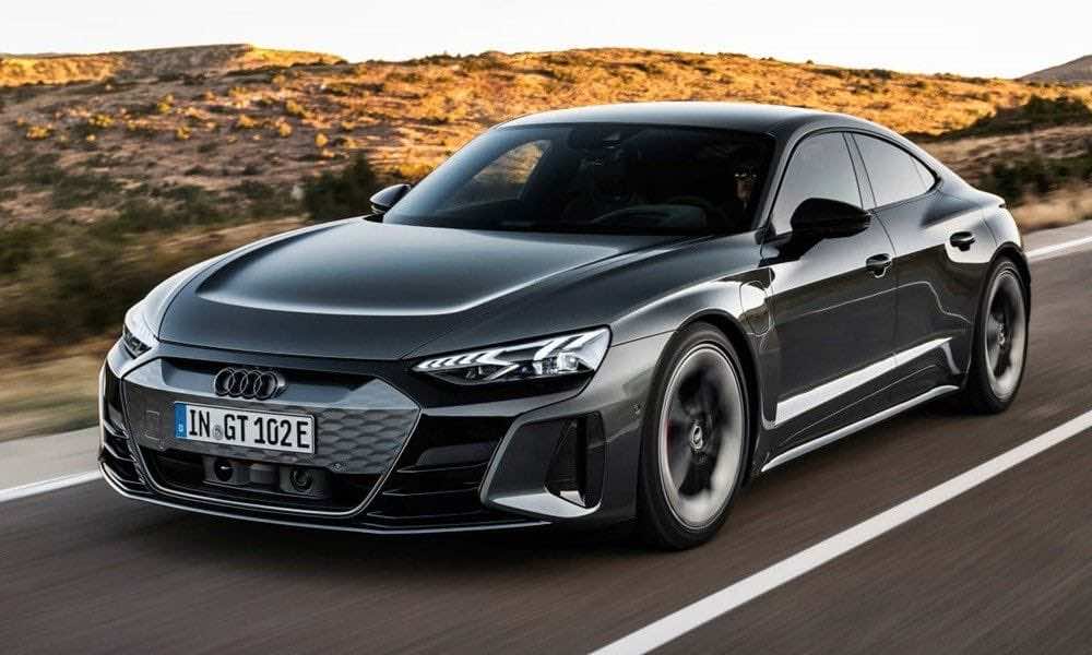 φωτογραφία του Audi RS E-tron GT εν κινήσει 