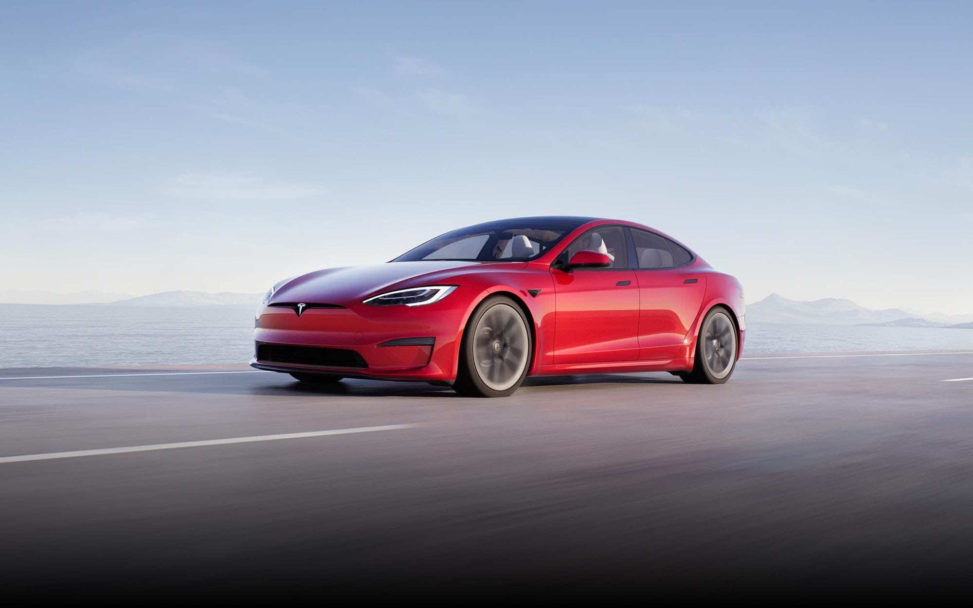Tesla Model S Plaid κόκκινο