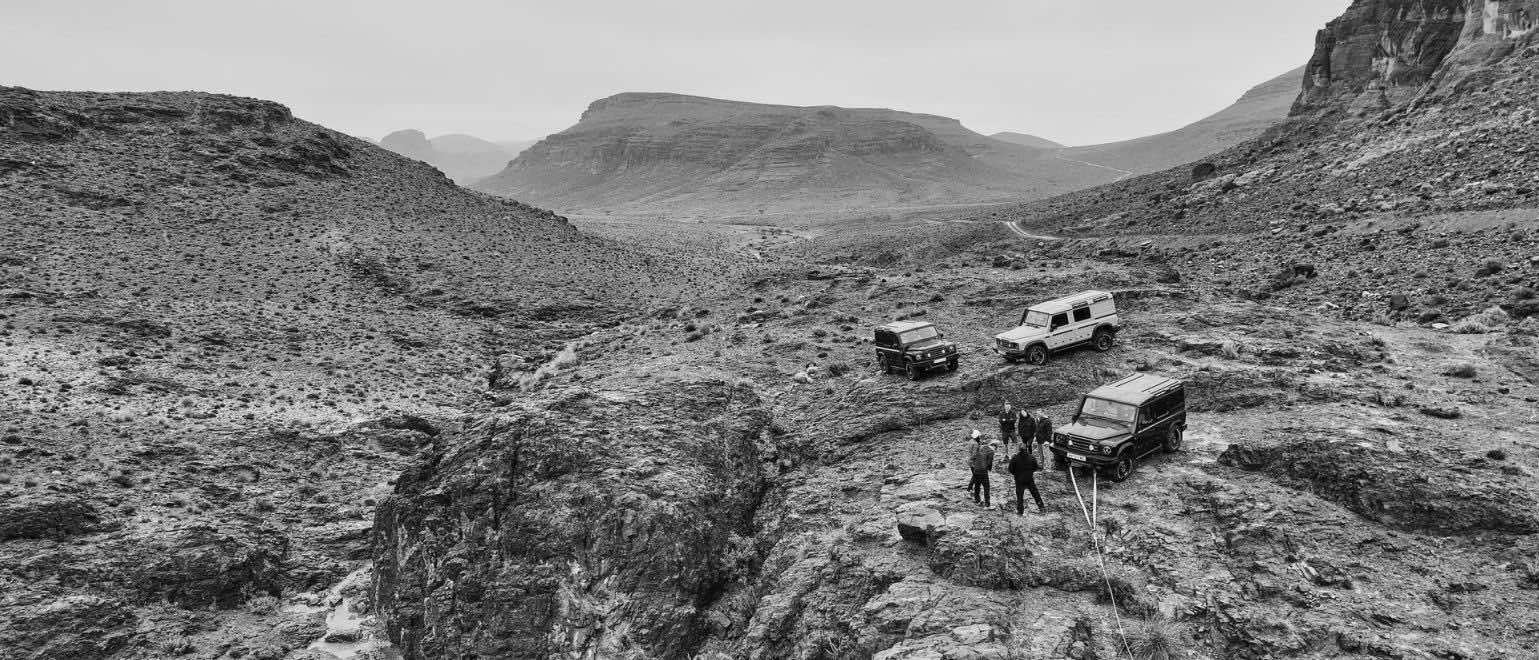 Η πιο επική παράδοση αυτοκινήτου: Off-road περιπέτεια με αφετηρία τα βουνά της Αφρικής
