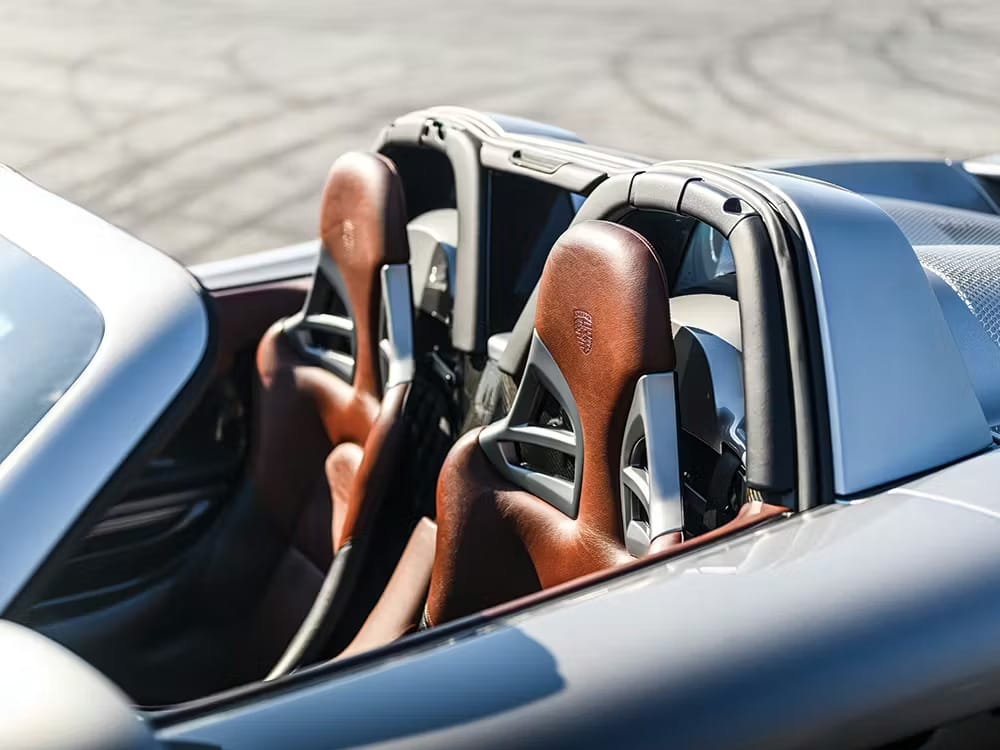  Porsche Carrera GT, μπάκετ καθίσματα