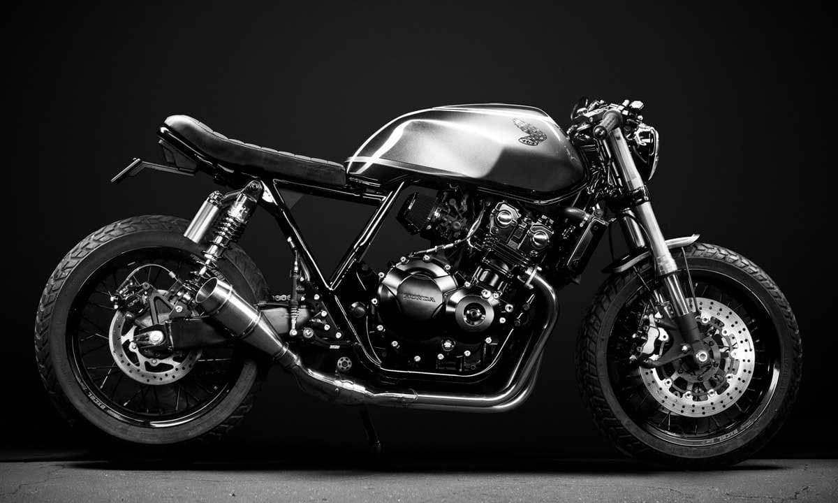 Honda CB 400: η μοτοσυκλέτα που έγινε συνώνυμη του "custom bike"